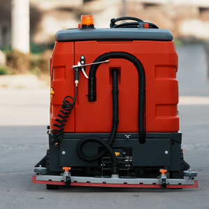 Nettoyeur de voirie autoporté, <span class=keywords><strong>aspirateur</strong></span> et laveur de sols, alimenté par batterie, état neuf - Product Image 6