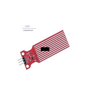 Water level sensor for detecting the depth of water droplets in water