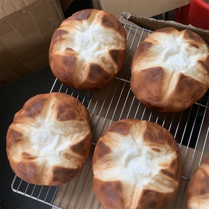Pan de queso y ajo de 6 pulgadas, 1 unidad, de poliuretano, delicioso, para desmenuzar, accesorios para fiestas, juguetes de mozzarella para la cena, cocina - Product Image 4