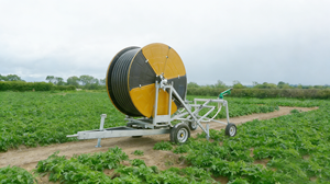 Sistema de Riego Móvil JP75-400 con Carrete de Manguera para Agricultura en Campo - Product Image 2