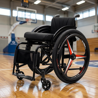 Fauteuil roulant manuel pliant en alliage d'aluminium avec roues arrière de 24 pouces et siège respirant pour la maison et les voyages (vente en gros)
