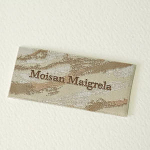 Étiquettes tissées personnalisées en damassé haute densité avec logo de marque et motif marbré, étiquette principale de col pour vêtements, vente en gros - Product Image 3