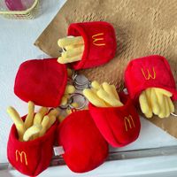 Porte-clés en peluche mignon de frites de dessin animé, style fast-food, pour machine à griffes, décoration de sac, vente en gros