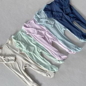 Vêtements pour bébés garçons 6-12 mois <span class=keywords><strong>pas</strong></span> <span class=keywords><strong>cher</strong></span> Barboteuse pour bébés en bambou nouveau-né pour filles pyjamas personnalisés en bambou pour bébés - Product Image 1