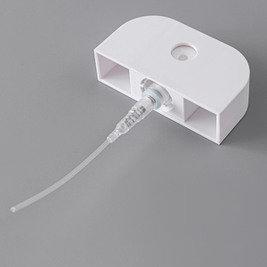 Bouteille de parfum rechargeable de désinfectant pour les mains portable de 35ml 45ml 50ml avec carte de crédit bouteille de pulvérisation de brume fine avec porte-clés - Product Image 3