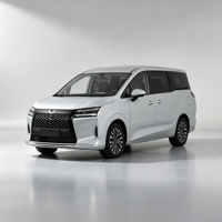 Wuling Starlight730 PHEV d'occasion 2025 <100km Édition Luxe Hybride MPV Ultra Faible Kilométrage 5000km Familial 7 places Conduite à Gauche