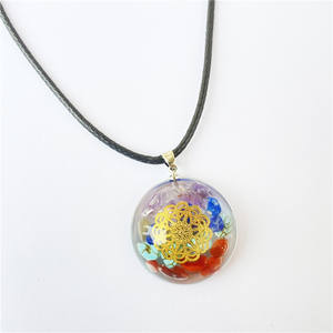 Commercio all'ingrosso Organite pietre preziose colorate Orgonite Chakra guarigione <span class=keywords><strong>ciondolo</strong></span> <span class=keywords><strong>fiore</strong></span> <span class=keywords><strong>della</strong></span> <span class=keywords><strong>vita</strong></span> metallo Orgone energia cristallo collane di chiusura - Product Image 3