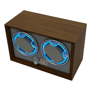 Caja de almacenamiento de reloj de madera para hombre a precio de fábrica, enrollador de reloj eléctrico giratorio silencioso de 5 velocidades - Product Image 4