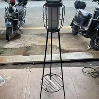 Lampu Lentera Taman Berbahan Besi Tahan Air Tenaga Surya LED untuk Taman dan Halaman