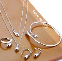 VKME Nouvelle Collection – Parure de Bijoux Femme 4 Pièces en Argent Plaqué Or : Collier, Boucles d'Oreilles, Bagues Torsadées et Bracelet