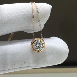 Collana in Argento S925 con Pendente Moissanite Taglio Rotondo 1ct 0.5ct Certificato, Vendita all'Ingrosso - Product Image 3