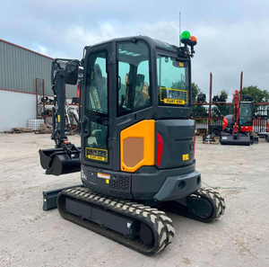 Excavadora Compacta Original HX30AZ de 2760 kg, Máquina Excavadora Pequeña con Telemática Hi-MATE para Trabajos en Espacios Reducidos - Product Image 1