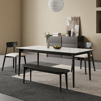 Table à manger rectangulaire moderne minimaliste en bois massif de frêne blanc de style chinois avec plateau en pierre et ensemble de chaises pour petit appartement