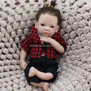 Nuevo estilo, muñeca <span class=keywords><strong>de</strong></span> <span class=keywords><strong>silicona</strong></span> en miniatura <span class=keywords><strong>de</strong></span> 11 pulgadas, muñeca <span class=keywords><strong>de</strong></span> moda realista <span class=keywords><strong>con</strong></span> <span class=keywords><strong>ojos</strong></span> <span class=keywords><strong>abiertos</strong></span> y juguete <span class=keywords><strong>de</strong></span> pelo largo para niños - Product Image 2