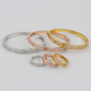 Classic Love Brand Teen Girl Pulsera Conjunto de joyas Pulsera <span class=keywords><strong>y</strong></span> anillo de <span class=keywords><strong>Amistad</strong></span> chapados en oro - Product Image 6