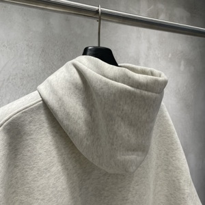 Vente en gros de sweats à capuche zippés 345 g/m² avec logo personnalisé, coupe oversize, broderie en relief, doublure polaire, 100 % coton, hiver, épaules tombantes - Product Image 6