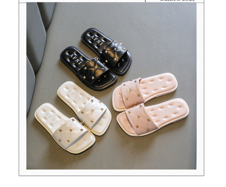 Children Riveted Sandals Shoes Little Girls non-slip Slippers Soft Soles Slides Sandals