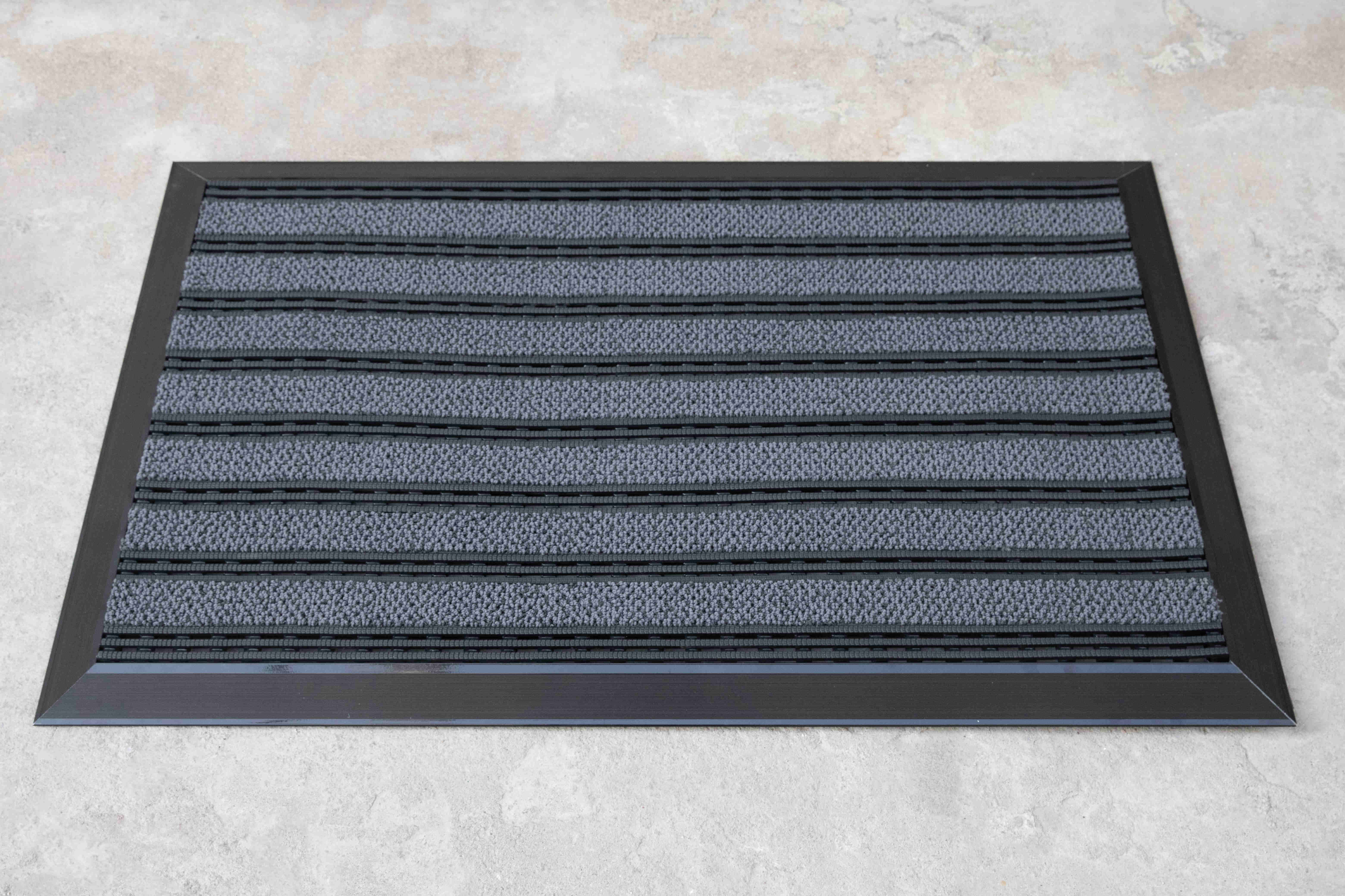 Gris avec tapis en nylon