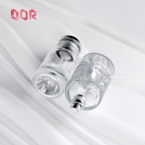 ขวดน้ำหอมแก้วใสทรงหรูหรา ขนาด 30 มล. 50 มล. 100 มล. ขายดี ดีไซน์โดดเด่น บรรจุภัณฑ์น้ำหอม ขวดสเปรย์ - Product Image 6