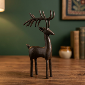Figurine de renne moderne en aluminium, sculpture de cerf de Noël pour table, décoration artisanale pour la maison - Product Image 1