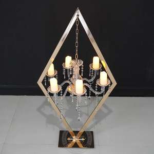 Chandeliers LANJO en or et diamants avec gouttes de cristal acrylique pour les tables de mariage, les dîners, les fêtes et la décoration de la maison - Product Image 1