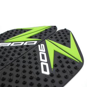 אופנוע אנטי להחליק טנק Pad <span class=keywords><strong>3M</strong></span> צד גז הברך גריפ גרירה Pad מגן מדבקה עבור Kawasaki Z900 Z 900 ZR900B 2017-2019 - Product Image 2