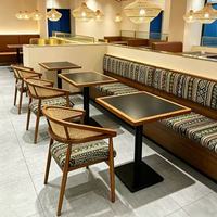 Ensemble de table à manger durable au design moderne, mobilier de restaurant, bancs et chaises de restaurant