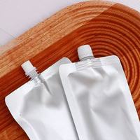 Pochettes personnalisées en aluminium avec bec verseur, étanches à l'humidité et écologiques, pour l'emballage de café, thé, bière et autres liquides