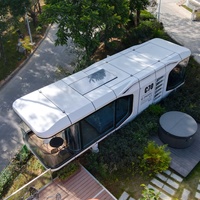 Villa Conteneur Modulaire Préfabriquée en Panneaux Sandwich Prêts à l'emploi, Structure en Acier, Étanche, Écologique, Luxe Moderne