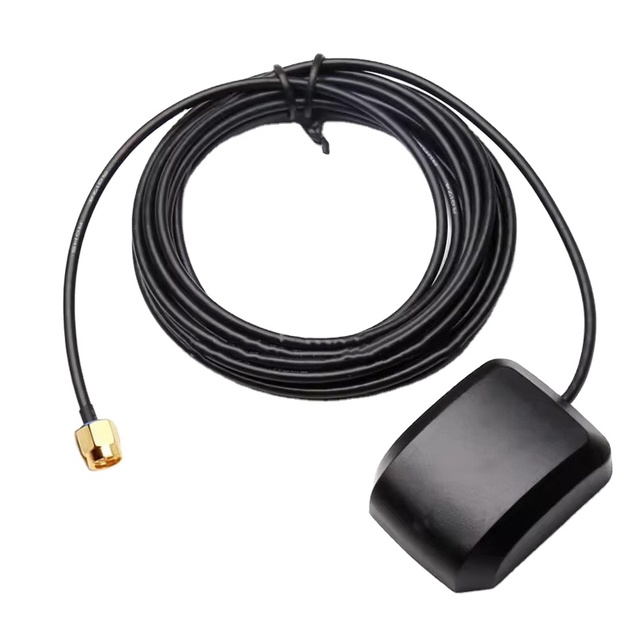 GPS High-Gain 40dBi GPS+BD+GLONASS SMA-J Ceramic Antenna for Vehicle Positioning Navigation