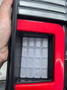 ไฟท้าย LED สว่างสูง ทนทาน อุปกรณ์ตกแต่งรถยนต์ สำหรับเปลี่ยนทดแทนรถยนต์ ปี 2021+ สำหรับ Toyota Hilux - Product Image 4