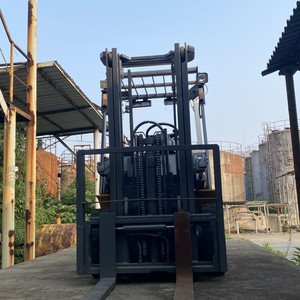 Hot Selling Vigoshop <b>Used</b> TCM FD25 2.5 Tons Diesel Hydraulic Forklift Engine Bearing Motor Single/Three Stage Mast Construction - Product Image 4