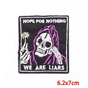 Patch brodé personnalisé en sergé motif crâne fantôme, thermocollant ou à coudre, pour casquettes de camionneur et vêtements – Vente en gros - Product Image 3