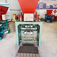 Offre Spéciale Prix Usine Machine Hydraulique Mobile 4-35B pour la Fabrication de Blocs et Briques en Argile pour Petits Projets de Construction