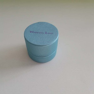 Boîte à bijoux en cuir PU de luxe, emballage rond en carton recyclé personnalisé de petite taille - Product Image 2