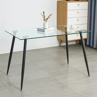 Table à manger rectangulaire moderne en verre trempé avec pieds en métal noir pour cuisine et salle à manger