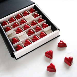 Boîtes à bonbons au chocolat pour célébration de mariage pour la fête des mères boîte-cadeau d'emballage de bonbons à la fraise magnétique - Product Image 2