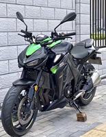 Motocicleta de Calle N19 Python de 400cc con Dos Cilindros, Potente, Cómoda y Confiable con Doble Escape