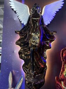 Una sensación del futuro escultura LED personalizada tendencia de moda popular para bares KTV Escultura futura - Product Image 6