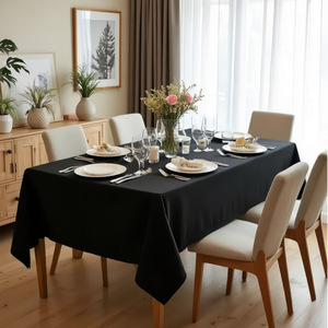 Nappe de table rectangulaire noire classique en polyester, infroissable et résistante aux taches, pour banquets formels, réceptions et usage domestique - Product Image 2
