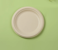 Assiette ronde en bagasse de canne à sucre de 8,86 pouces, résistante à la graisse, compatible micro-ondes, compostable