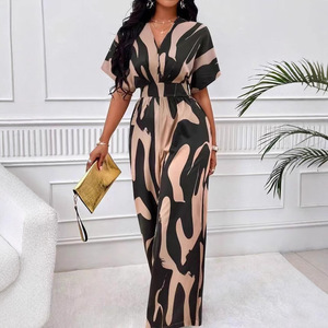 Completo da donna elegante primaverile con stampa all-over, scollo a V, maniche a mezza lunghezza e pantaloni ampi in poliestere ed elastan, stile europeo-americano per il commercio estero - Product Image 2