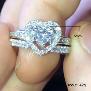 Anillo de compromiso de oro blanco con diamantes talla corazón para mujer F914 con piedras laterales de diamantes naturales color G - Product Image 3