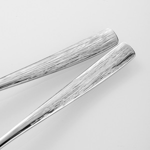 Nouveaux ensembles de <span class=keywords><strong>couverts</strong></span> de luxe en acier inoxydable, cuillères, fourchettes et couteaux à motif bois gaufré pour hôtel - Product Image 3