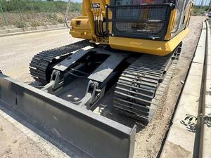 Excavadora Usada Komatsu PC130 Inspeccionada, 13 Toneladas, Marca Japonesa, Bajo Número de Horas, Motor, Caja de Cambios, PLC para Inspección por Video, Original - Product Image 4