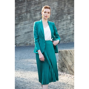 Plissiertes 2-teiliges Set Damenrock und Oberteil für Winter Herbst Damen Business-Anzug CEO-Dame - Product Image 4