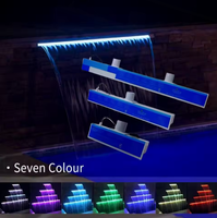 60Cm 90Cm 120Cm Acrylique Led Piscine Colorée Cascade Ip68 Chute Lame Déversoir Mur Descente D'eau Avec Télécommande Intelligente