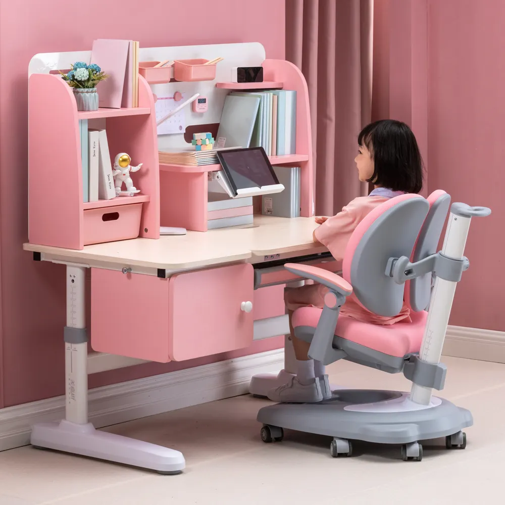 Venta al por mayor ergonómica niños altura ajustable escritorio y silla conjunto con estantería muebles para el hogar madera niños mesa de estudio para niño