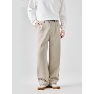 กางเกงขายาวทรงกว้างสีเบจอ่อนสำหรับผู้ชาย กางเกงลำลองทรงตรงแบบสบาย ผลิตจากผ้าเนื้อนุ่ม ระบายอากาศได้ดี เหมาะสำหรับใส่ในชีวิตประจำวัน - Product Image 1