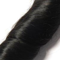 Aliexpress chaude usine à prix réduits new premium vierge cuticules alignés brut brésilien cheveux bundle avec oeuf rouleau curl